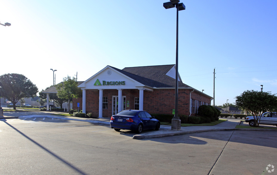 2624 Mchard Rd, Pearland, TX for lease - Building Photo - Image 3 of 3