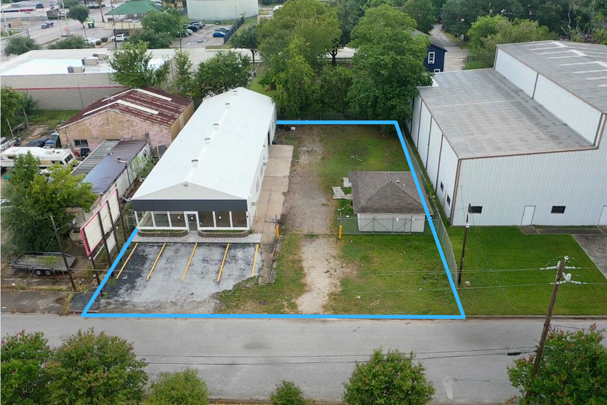 1216 Center St, Pasadena, TX for lease - Aerial - Image 3 of 19