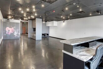 195 S Union Blvd, Lakewood, CO for lease Building Photo- Image 2 of 15