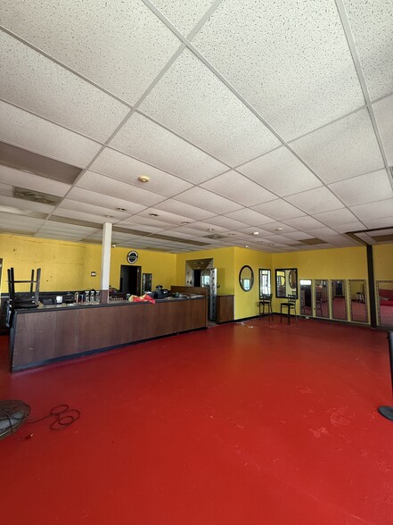 1129 W Franklin Blvd, Gastonia, NC for lease - Building Photo - Image 2 of 4