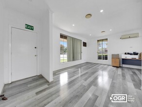 212 Roycroft Ave, Mill Park for lease Interior Photo- Image 1 of 8