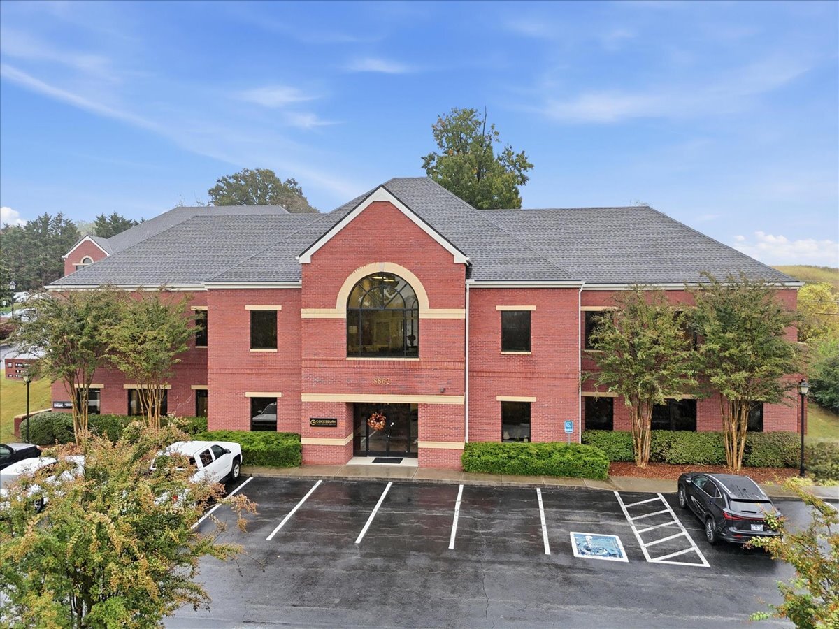 8862 Cedar Springs Ln, Knoxville, TN for lease Building Photo- Image 1 of 16