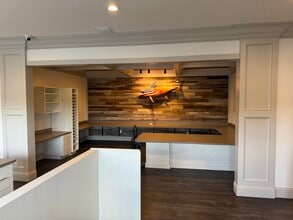 2055 NW 8th Ave, Ocala, FL for lease Interior Photo- Image 1 of 14