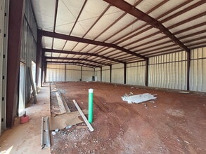 1052 Moreland Heights Rd, Watkinsville, GA for lease Interior Photo- Image 2 of 4