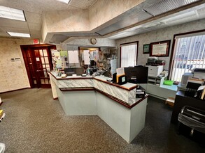 300 North Ave, Cranford, NJ for lease Interior Photo- Image 2 of 4