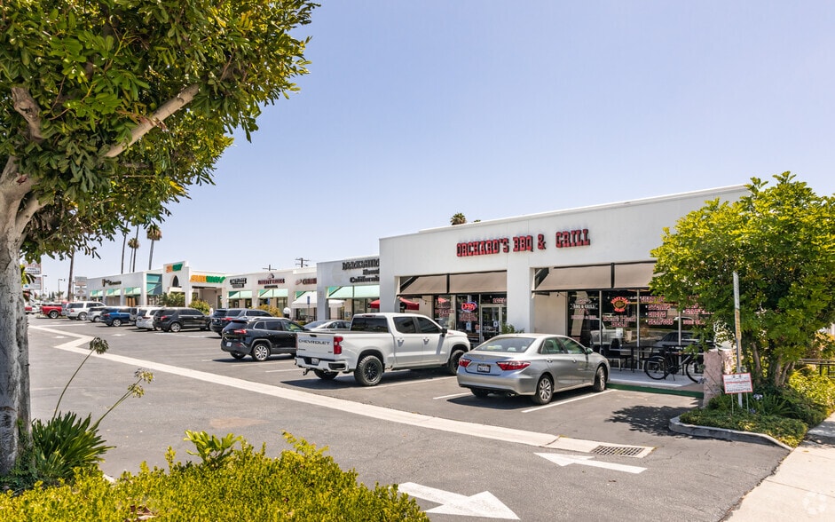 16214-16248 E Whittier Blvd, Whittier, CA for lease - Building Photo - Image 1 of 7