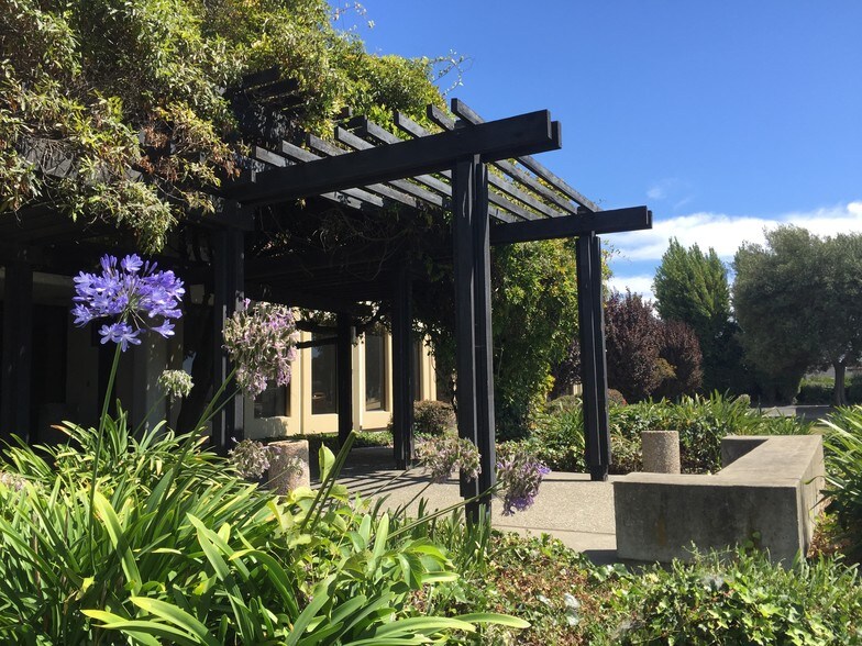 2950 Merced St, San Leandro, CA à louer - Photo du bâtiment - Image 3 de 3