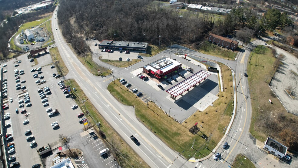 902-932 Presque Is, Pittsburgh, PA for lease - Building Photo - Image 3 of 3