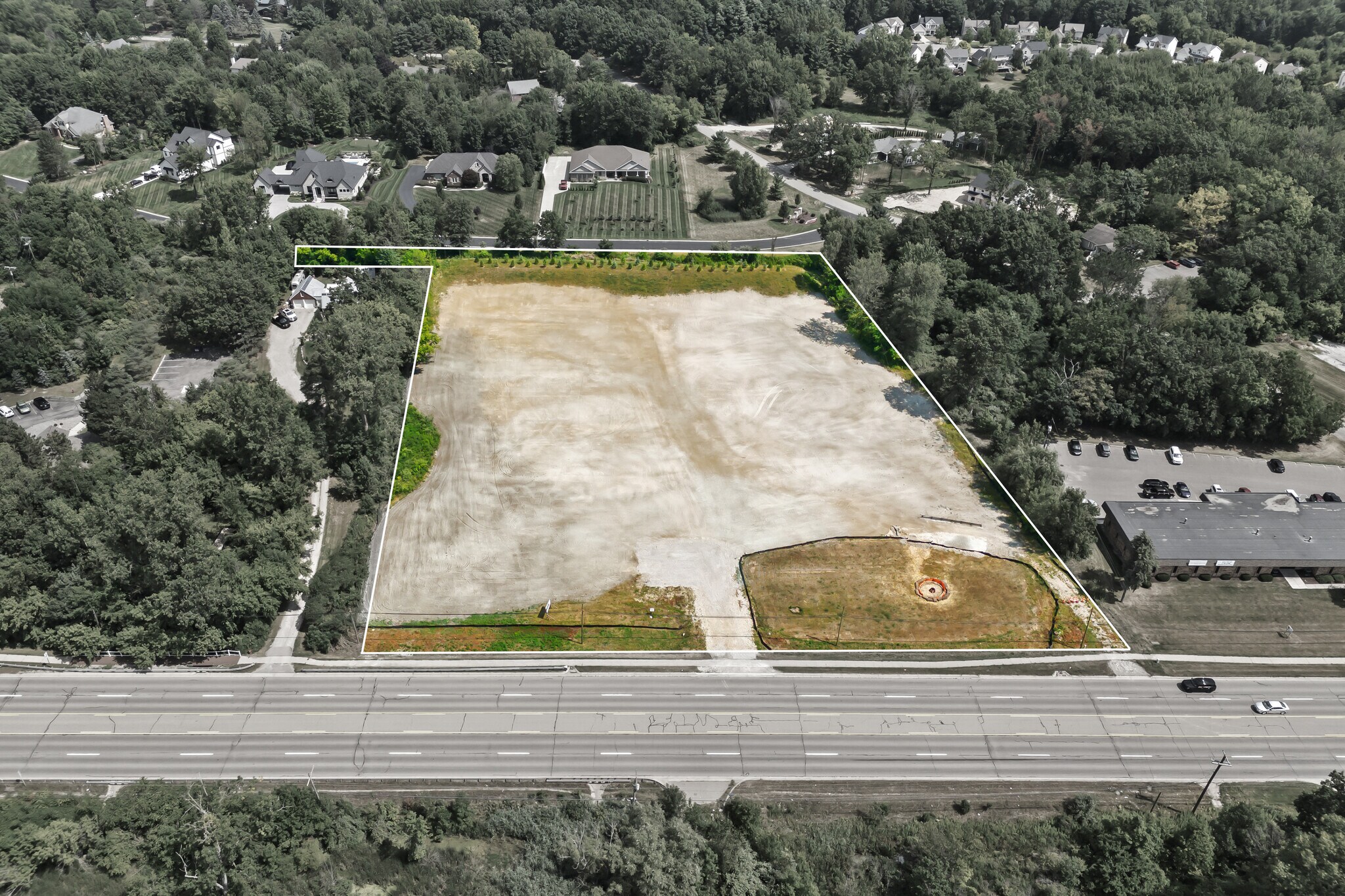 3000 E Grand River Ave, Howell, MI for sale Building Photo- Image 1 of 17