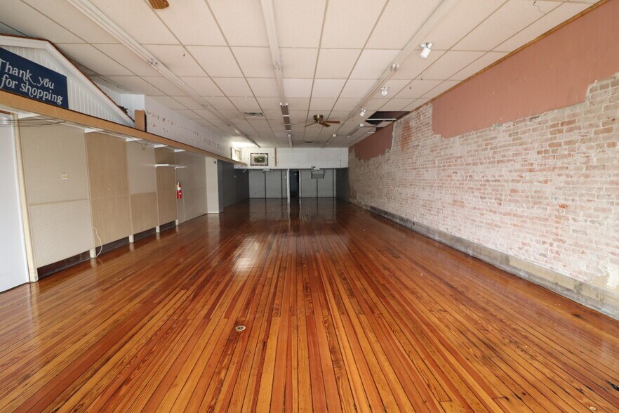 1651 Washington St, Blair, NE à vendre - Photo du bâtiment - Image 2 de 10