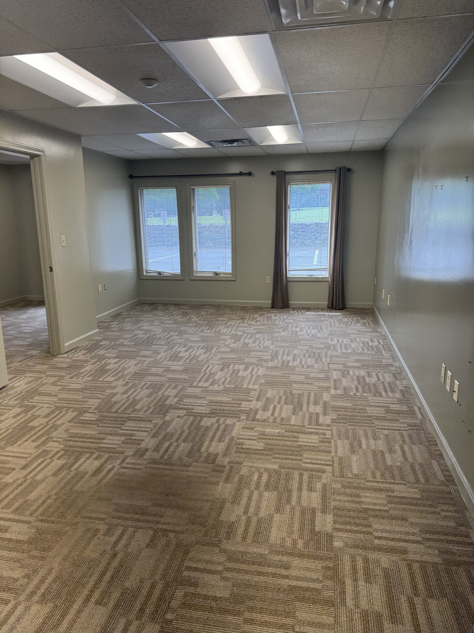 201 Main St, Westbrook, ME for lease Interior Photo- Image 1 of 1