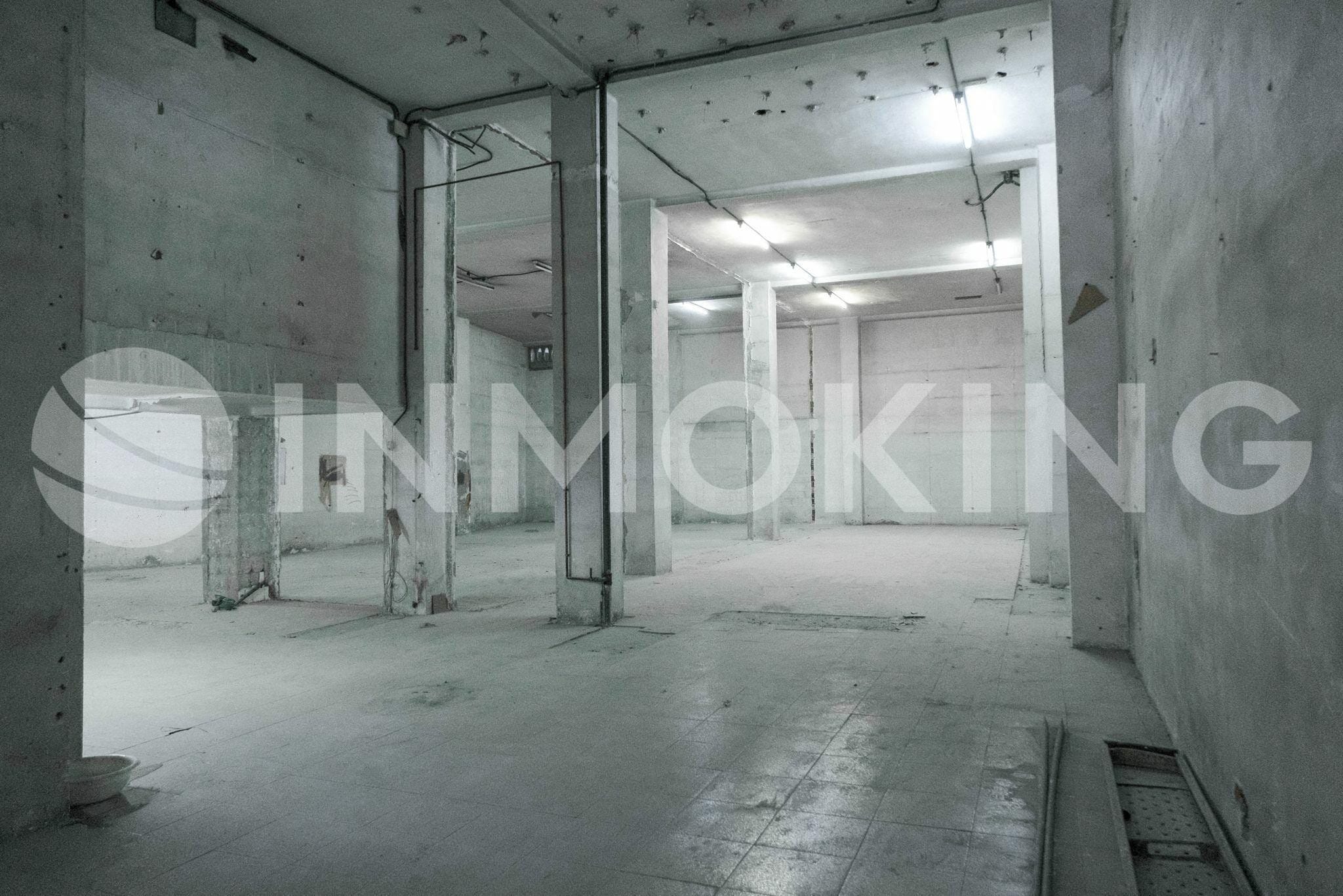 Retail in València, Valencia for lease Interior Photo- Image 1 of 6