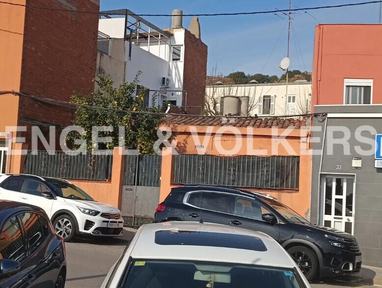 Immeuble residentiel dans Badalona, Barcelona à vendre - Photo du bâtiment - Image 1 de 4