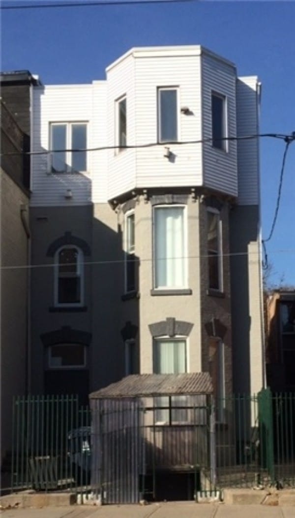 More details for 206 Carlton St, Toronto, ON - Multifamily for Sale