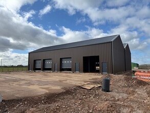 23 Main Rd, Kempsey for lease Building Photo- Image 2 of 6