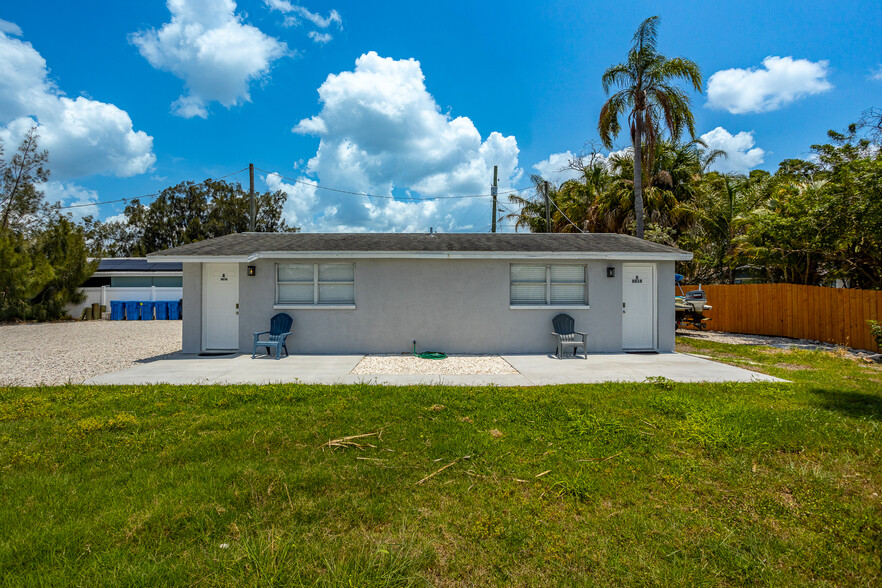 8820 Rocky Creek Dr, Tampa, FL for sale - Building Photo - Image 3 of 67