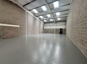 Jackson Clos, Portsmouth à louer Photo intérieure- Image 2 de 4