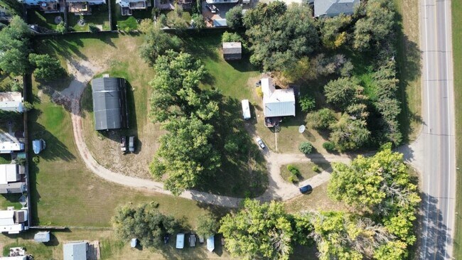 Plus de détails pour 5801 Lakeshore Dr, Sylvan Lake, AB - Terrain à vendre