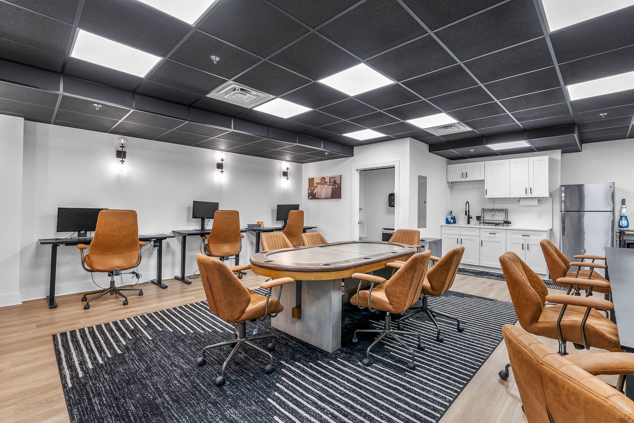 160-164 N 2nd St, Philadelphia, PA for lease Interior Photo- Image 1 of 19