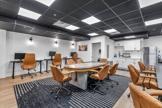 160-164 N 2nd St, Philadelphia, PA for lease Interior Photo- Image 1 of 19