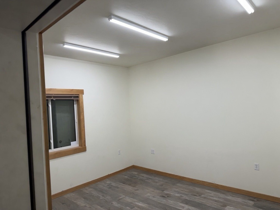 193 Conestoga Ct, Kalispell, MT for lease Interior Photo- Image 1 of 9