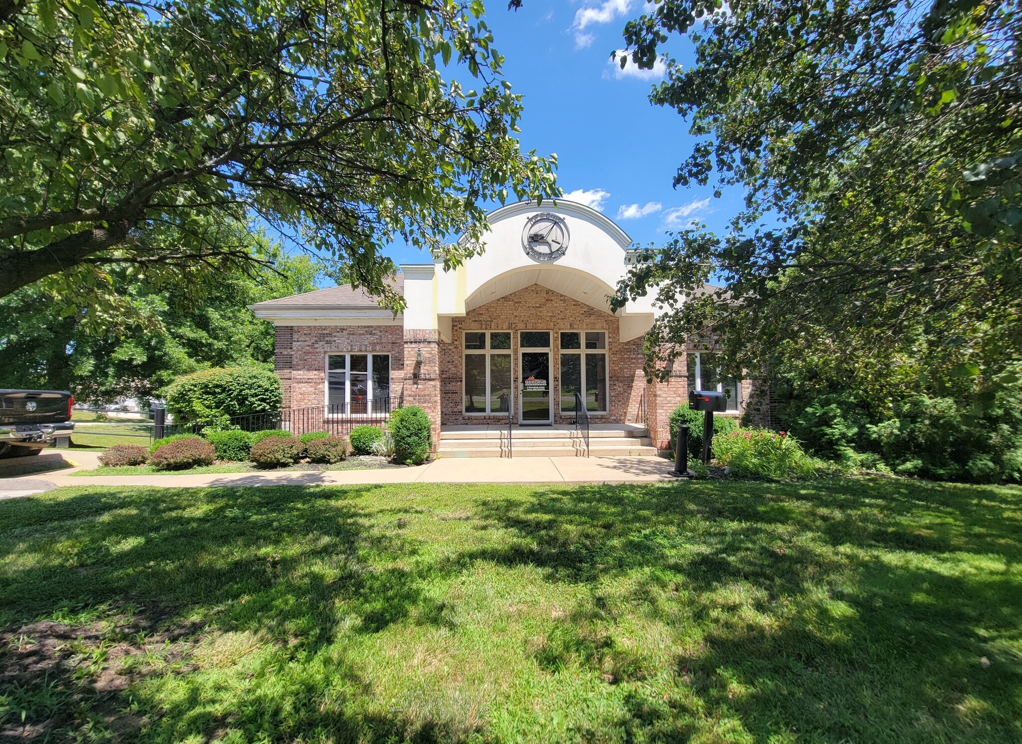 1 Geeding Ln, Troy, MO for lease Building Photo- Image 1 of 11