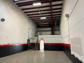 50 Beaver Brook Rd, Danbury, CT for lease Interior Photo- Image 2 of 6