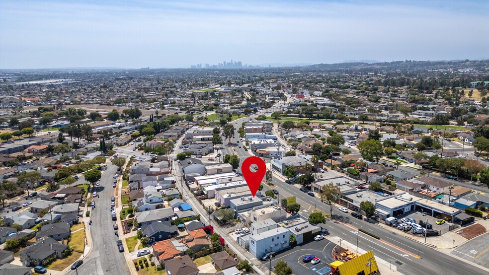2517 W Beverly Blvd, Montebello, CA à vendre - Photo du bâtiment - Image 2 de 44