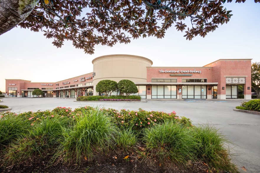 1575 Grand Pky, Katy, TX for lease - Building Photo - Image 3 of 4