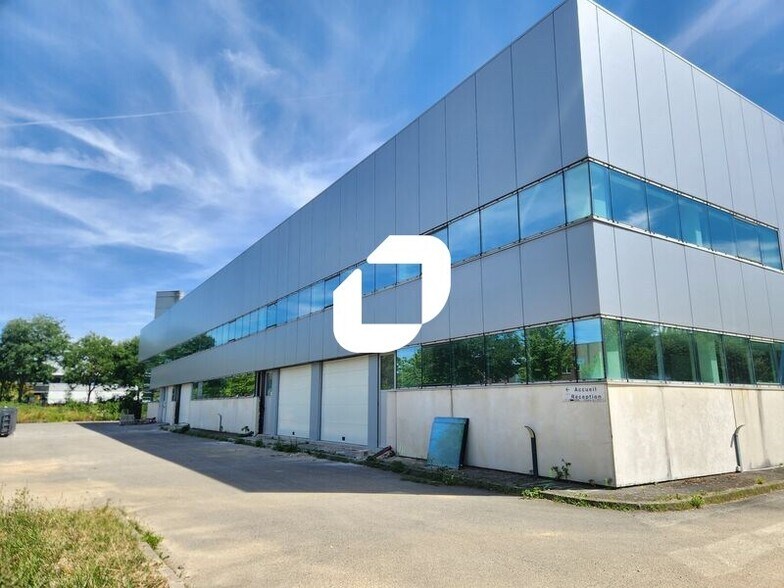 7 Rue Georges Méliès, Bois-d'Arcy à louer - Photo du bâtiment - Image 3 de 19