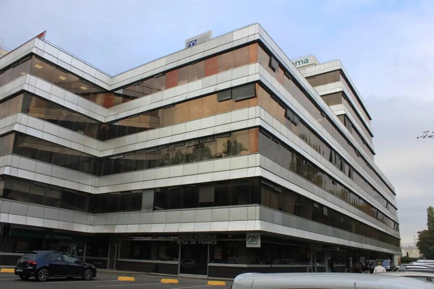 Bureau dans Cergy à louer - Photo du bâtiment - Image 2 de 10