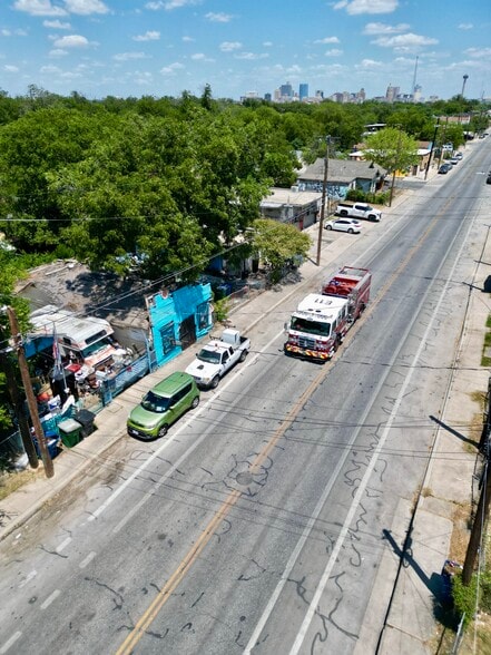 2217 Guadalupe St, San Antonio, TX for sale - Building Photo - Image 1 of 10