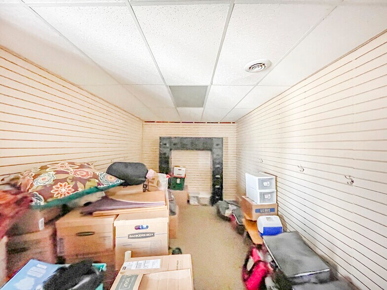 804 N Euclid Ave, Bay City, MI à vendre - Photo intérieure - Image 2 de 20