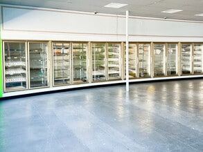 3402 University Ave, Lubbock, TX for lease Interior Photo- Image 2 of 3