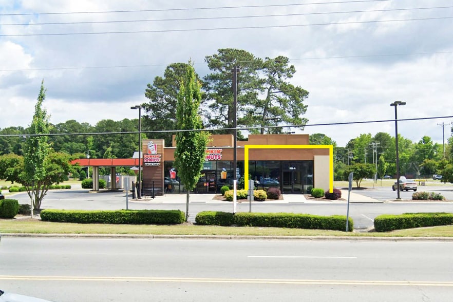 500 N Berkeley Blvd, Goldsboro, NC à louer - Photo principale - Image 1 de 4