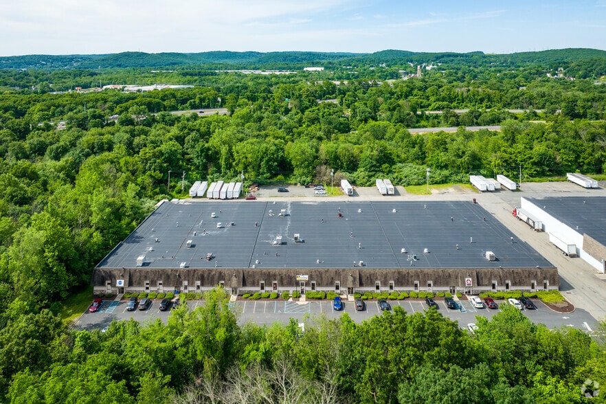 315-319 Richard Mine Rd, Wharton, NJ à louer - Photo du bâtiment - Image 3 de 6