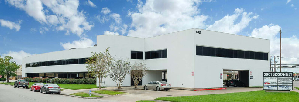 5001 Bissonnet St, Bellaire, TX for lease - Building Photo - Image 1 of 1