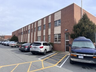 Plus de détails pour 5000 Frolich Ln, Hyattsville, MD - Industriel à louer