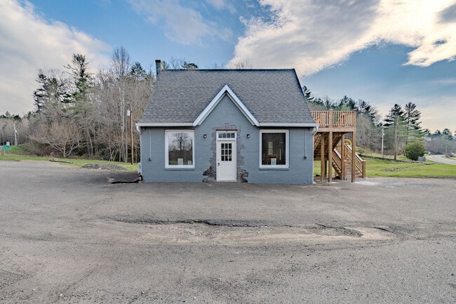 More details for 12 Scenic Rd, Fries, VA - Retail for Sale