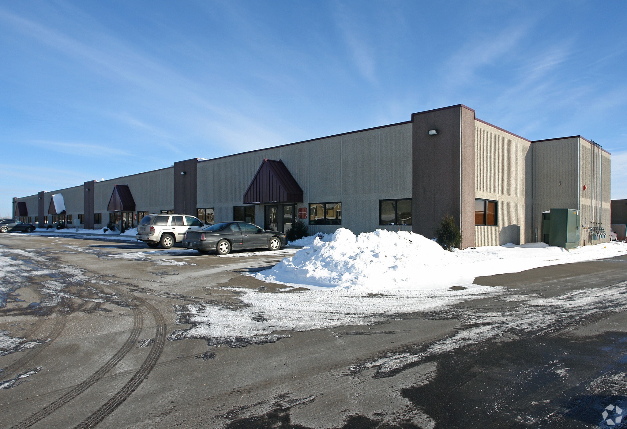 13419 Fenway Blvd, Hugo, MN for lease Primary Photo- Image 1 of 6