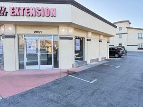 2051-2053 Winchester Blvd, Campbell, CA à louer Photo du bâtiment- Image 2 de 4