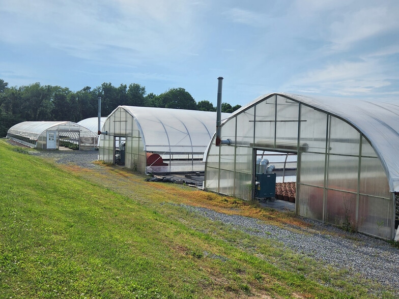 1420 Connors Rd, Baldwinsville, NY à vendre - Photo principale - Image 2 de 2