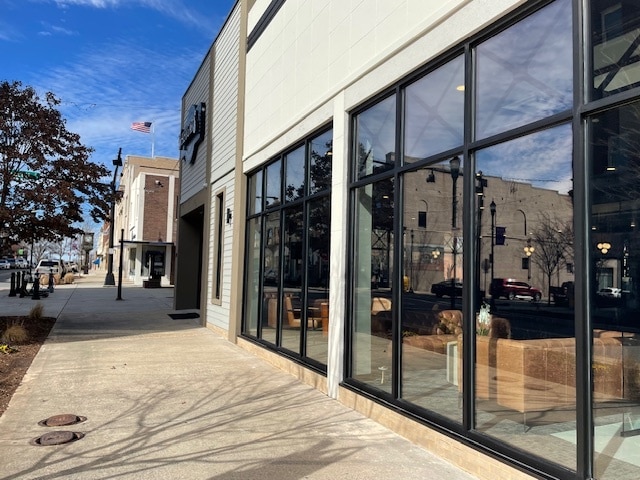 190 W Main Ave, Gastonia, NC for lease - Building Photo - Image 2 of 26