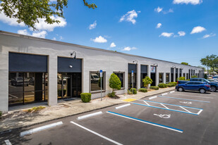 Live Oaks Center - Building 2 - Warehouse