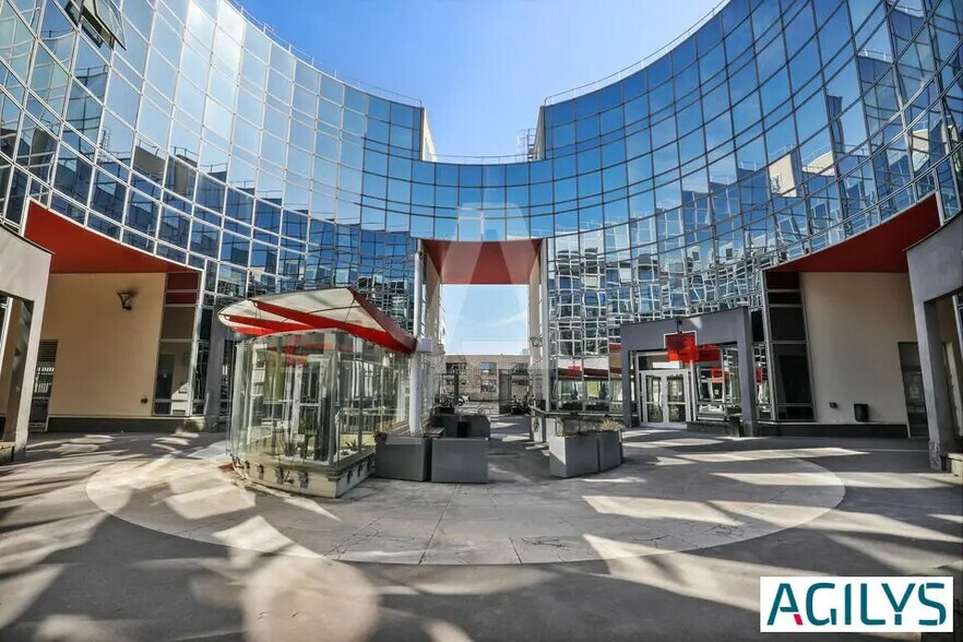 Bureau dans Massy à louer - Hall d’entrée - Image 1 de 6