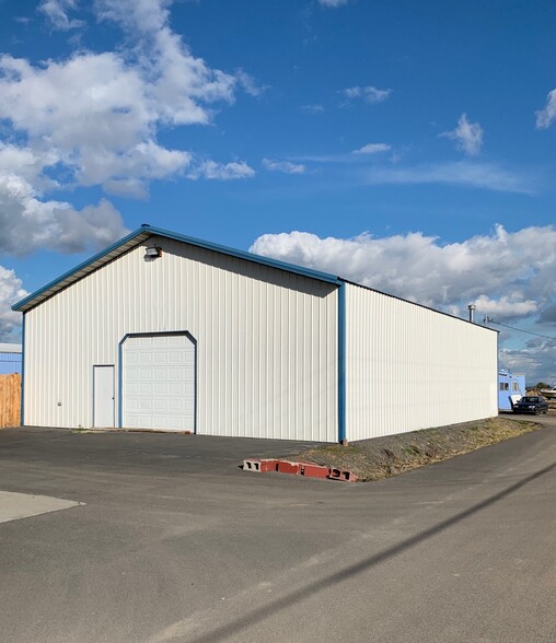 12525 W Sunset Hwy, Airway Heights, WA for lease - Building Photo - Image 1 of 1