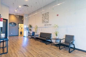 11251 S Eastern Ave, Henderson, NV à louer Photo intérieure- Image 2 de 9