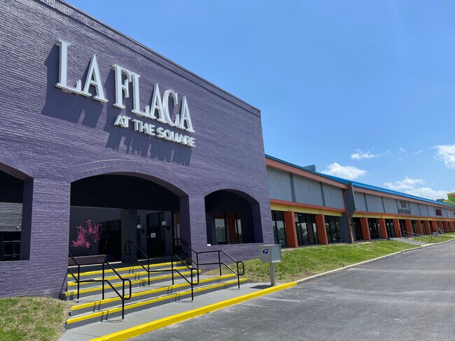 Plus de détails pour 3643-3749 Commercial Dr, Indianapolis, IN - Bureau/Commerce de détail, Commerce de détail à louer