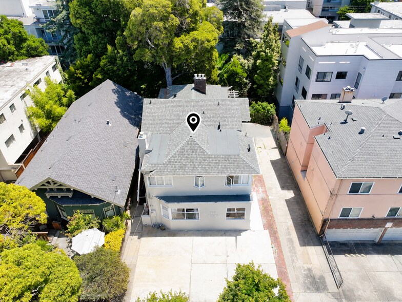 368 Adams St, Oakland, CA à vendre - Photo du bâtiment - Image 2 de 17