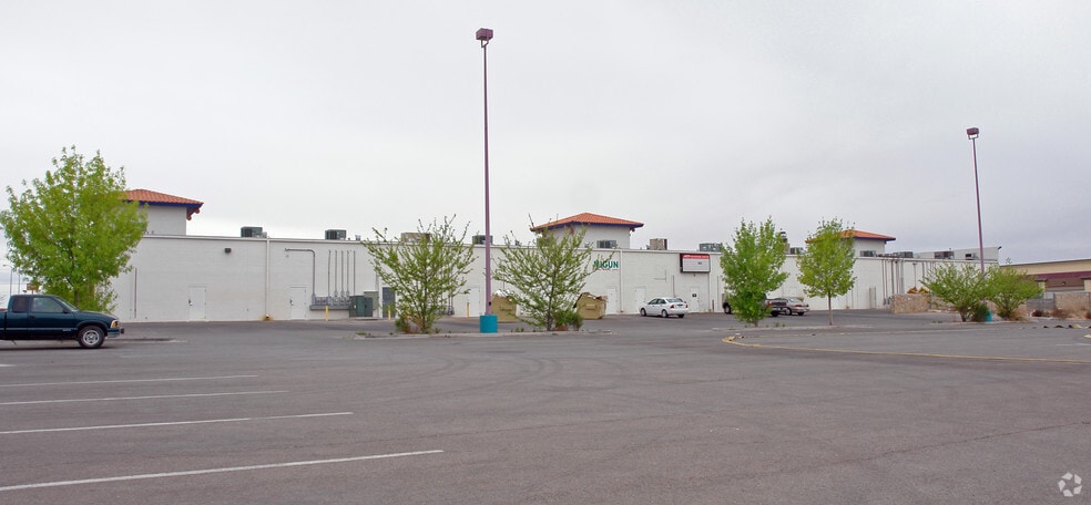 12135 Montwood Dr, El Paso, TX for lease - Building Photo - Image 2 of 3